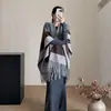 Novo Xale de Caxemira com Franjas Colorblock Feminino Outono Inverno Moda Versátil Retro High-End Manto Poncho Quente Roupa Exterior
