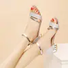 Sandalias de Comercio Exterior para Mujer Verano 2025 Nuevo Europeo y Americano Lentejuelas Moda Bolso con Hebilla Punta Abierta Talla Grande Sandalias Romanas