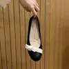 Sapatilhas Francesas Estilo Pequeno Perfume Sapatos de Salto Único Aumentadores de Altura para Mulheres 2026 Novo Estilo Outono Elegantes Sapatos Mary Jane de Corte Baixo com Laço
