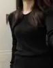 Suéter de tricô de design retrô de alta qualidade para mulheres, nova coleção outono/inverno, chique casual estilo francês, versátil e elegante, top de nicho e versátil
