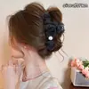 Pinza para el Cabello Plegada con Forma de Nube para Cobertura Completa de la Parte Trasera de la Cabeza, Pinza de Tiburón Grande para Cabello Grueso, Nuevo Accesorio de Alta Gama para el Cabello para Mujer 2026