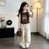 Traje Coreano de Dibujos Animados para Niñas de Primavera y Otoño para Niños Medianos y Grandes Elegante Camiseta Casual de Manga Larga para Niña Pequeña Pantalones tipo Cimitarra Conjunto de Dos Piezas
