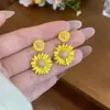 Pendientes de Girasol Amarillos Frescos y Sencillos Estilo Festivo para Mujer, Aretes Florales de Lujo Ligero de Alta Gama, Súper Hermosos 2026