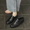 2026 Nuevo Estilo Mocasines de Piel de Anguila para Mujer Zapatos Pequeños de Cuero Arrugado Retro Punta Cuadrada Tacón Bajo Slip-ons para Viaje Diario Zapatos Individuales