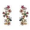 Pendientes de botón de flor vibrantes y coloridos de dopamina con incrustaciones de diamantes completos y clip para el cartílago del oído, pendientes extremadamente hermosos con diseño único