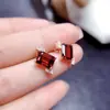Atacado de Fábrica Brincos Populares de Granada Naturais com Inlay de Prata S925 Pedra Principal 6*8 Fábrica de Joias de Luxo Venda Direta