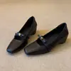 Zapatos bajos suaves de estilo francés populares para mujer, nueva colección otoño 2026, zapatos Mary Jane, estilo casual slip-on, perfectos para combinar con faldas