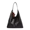 Bolsa Retrô de Grande Capacidade Outono/Inverno Feminina 2026 Novo Estilo Bolsa Tote para o Dia a Dia Yuezi Texturizada Versátil Bolsa de Ombro Único Estilo Balde