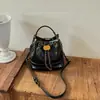 Bolsa pequena de luxo estilo francês para mulheres 2026 nova moda outono e inverno padrão diamante bolsa saco design de nicho bolsa transversal