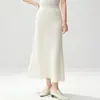 Outono de 2026 Nova Saia Versátil Feminina Cashmere Cintura Alta Comprimento Médio Linha A Simples Intelectual Malha