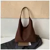 Bolso Casual de Gran Capacidad para Mujer Otoño 2025 Nuevo Elegante Sencillo Chic Bolso de Hombro Único Bolso Tote de Personalidad para Viajar