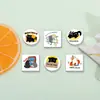 Broche de Gato Cartoon Original, Insígnia de Metal com Texto Personalizado, Pinos Versáteis para Roupas e Mochilas Atacado