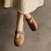 Sapatos Mary Jane Retrô de Bico Redondo com Sola Rasteira, Sapatilhas Macias de Couro Genuíno, Sapatos Casuais Versáteis para Comércio Transfronteiriço