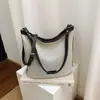 Bolsa de balde trançada estilo vintage transfronteiriça para mulheres, nova moda de verão 2026, bolsa de mão versátil, bolsa de ombro, bolsa transversal