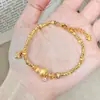 Pulsera de Cuentas de Transferencia en Forma de Calabaza, Mismo Estilo que la Tienda de Oro, con Acentos de Diamante, Oro Cepillado, Moderna, Lujo Ligero, Sensación de Alta Gama, Color Dorado, Artesanía Antigua