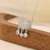 Yilu Plata S925 Chapado en Plata de Ley Candado Ruyi Super Brillante Moda Pequeño Colgante de Gama Alta Conjunto de Collar Venta al por Mayor de Fábrica