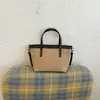 Bolso de mano minimalista, de lujo ligero y retro japonés y coreano para mujer, elegante y versátil para otoño, adecuado para ir al trabajo y para el uso diario, bolso de hombro o bolso cruzado