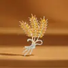 Broche Roxo Lavanda de Luxo Leve, um Buquê de Flores, Conjunto de Peças de Tricô para Usar por Cima, Acessórios de Roupa, Alfinete de Lapela, Anti-Exposição Venda por Atacado