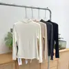 Nueva capa base térmica invisible sin costuras ultradelgada de cuello en V para otoño e invierno, diseñada para uso en personas mayores, proporcionando calidez y retención de calor, camiseta interior de manga larga 2653