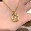 Nuevo collar con colgante en forma de lazo, hueco, con incrustaciones de diamantes, diseño de ondas y forma de lágrima, chapado en oro vietnamita - una pieza de joyería de alta gama, de nicho, de Meilong