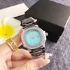 Lujoso reloj de pulsera plateado con forma de barril y bisel incrustado de diamantes, exquisito reloj para mujer adecuado tanto para el trabajo como para citas, elegante reloj de hora