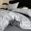 Conjunto de cama simples de algodão puro escovado de quatro peças com toque de alta qualidade, capa de edredom espessa 100% algodão, lençol, conjunto de três peças com lençol com elástico