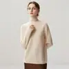 Outono e Inverno Nova Camisa de Base em Tricô de Caxemira Moda Macia Delicada Feminina Cor Sólida Versátil para o Trabalho Simples Gola Alta