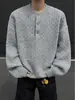 Suéter Henley de Alta Qualidade Estilo Preguiçoso para Homens Inverno 2025 Estilo Coreano Casual Preguiçoso Tendência Tricô Top
