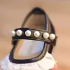 Sapatos de Princesa com Pérolas para Meninas 2025 Nova Coleção Primavera e Outono Estilo Pequena Fragrância Sapatos Rasos de Couro para Crianças Sapatos Macios com Solado para Bebês Meninas