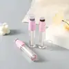 Novo tubo de base líquida com pincel, ferramenta dispensadora de tubo de corretivo, material de embalagem cosmética, tubo vazio de base e corretivo