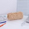 Bolsa de Lápices de Felpa con Estampado de Leopardo Dulce y Fresca de Aspecto Caro, Súper Suave, Bolsa de Cosméticos, Caja de Papelería para Estudiantes, Bolsa de Almacenamiento de Gran Capacidad