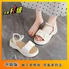 Sandalias de suela gruesa estilo hada para mujer 2026 nuevo verano versátil ropa de playa con faldas chanclas Francesas sandalias absolutamente hermosas