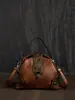 Nova Bolsa Feminina Tendência 2025 Europeia e Americana Retro Padrão Bordado Bolsa de Mão Bolsa de Clipe Bolsa de Ombro