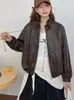 Jaqueta curta de couro feminina com gola alta e cordão, nova moda outono 2026, estilosa, modelagem solta, jaqueta biker versátil