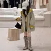 Gabardina de estilo coreano de alta gama con bloques de color y estilo de granero para mujer, novedad de otoño 2026, corte holgado con capucha para niños, artículo casual de venta caliente