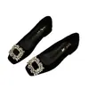 2026 Zapatos de Salón de Tacón Medio con Hebilla Cuadrada de Pedrería para Mujer, Zapatos de Punta Cuadrada Bajos, Estilo Francés, Temperamento, Para Viajar, Mocasines de Tacón Grueso para Mujer