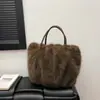 Bolsa de Pelúcia de Luxo 2026 para Mulheres, Estilo Preguiçoso da Moda, Bolsa de Ombro de Grande Capacidade, Bolsa Tote Peluda