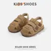 Sapatos de Verão para Bebês e Crianças Pequenas, Sapatos de Bebê Respiráveis para 1-3 Anos, Sandálias Unisex com Biqueira Fechada, Sapatos Simples de Caminhada com Solado Macio