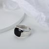 J1071 Versión coreana de anillo retro de plata esterlina S925 nicho viento frío plata tailandesa joyería pegamento negro para mujer sentido de alta gama