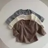 Suéter de Manga Longa para Meninos na Primavera e Outono Camiseta Versátil Infantil Novo Estilo Unissex Camiseta Casual Top de Gola Redonda para Meninas Camada de Base