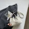 Bolsa Saco de Alta Aparência Estilo Coreano Simples, Nova Bolsa Transversal com Corrente Minimalista de Nicho para Mulheres - Primavera 2026