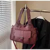 Bolso transfronterizo para mujeres oficinistas, bolso de hombro versátil de alta gama de nicho para el día a día, bolso cruzado de cuero suave