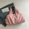Bolsa de Grande Capacidade para Mulheres 2025 Outono Nova Bolsa de Axila para Pendular Moda Simples Design Nicho Bolsa de Ombro de Mão