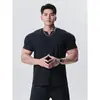 Camiseta Deportiva y de Ocio de Verano para Hombre con Cuello en V Pequeño, Manga Corta y Puños Cerrados para un Aspecto Más Grande, Top de Entrenamiento Físico con Cuello en V Pequeño