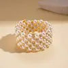Pulsera Abierta Multicapa con Perlas de Imitación y Diamantes Incrustados Estilo Barroco Europeo y Americano Elegante Elegante Lujo Accesible Joyería de Mano de Gama Alta para Mujer
