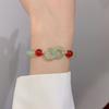 Pulseira feminina de jade imitação com fivela de anel, design de nicho ins, pulseira de miçangas com anel duplo, pulseira simples retrô que combina com tudo