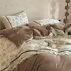 Estilo Hepburn Francés Línea A 100% Algodón 21s Cepillado de Alta Gama Juego de Ropa de Cama de Cuatro Piezas Estampado Floral Retro Estilo Encaje de Algodón Puro Ropa de Cama