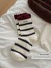 Calcetines Rayados de Bloques de Color Sin Costuras Puño Doble Etiqueta de Tela Letra Ins de Moda Estilo Coreano Puño de Burbuja Algodón Versátiles de Media Pantorrilla