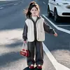 Conjunto de Otoño/Invierno para Niñas 2026 Nuevo Casual Estilo Coreano para Niña Chaleco de Lana de Cordero Talla Mediana/Grande Ropa Interior Pantalones Casuales