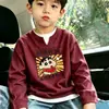 Camiseta de manga larga de punto gofre para niño, nuevo estilo primavera/otoño, look elegante de dos piezas, top base moderno para bebé niño